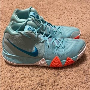 Kyrie 4 basketball shoes size 11.5